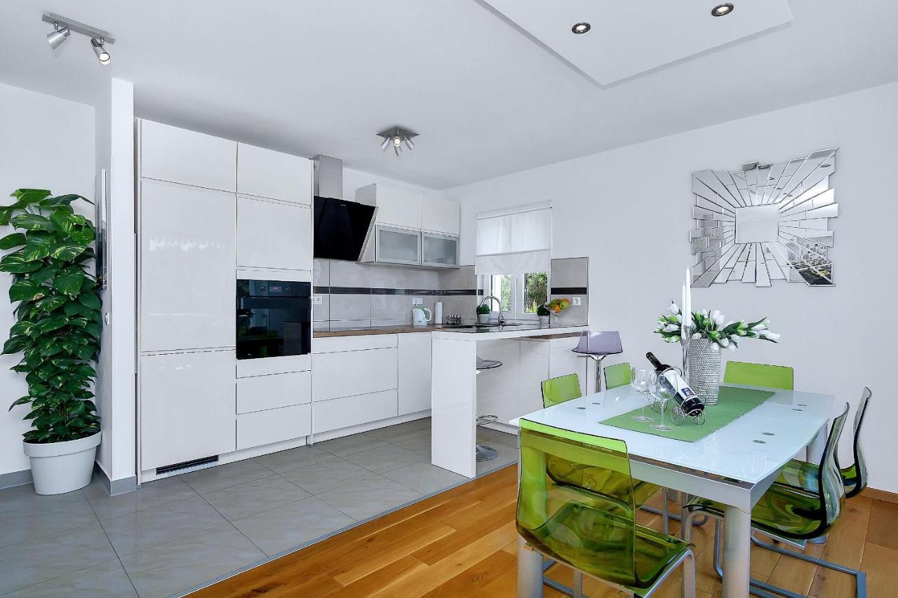 Apartment Ivana Макарска Экстерьер фото